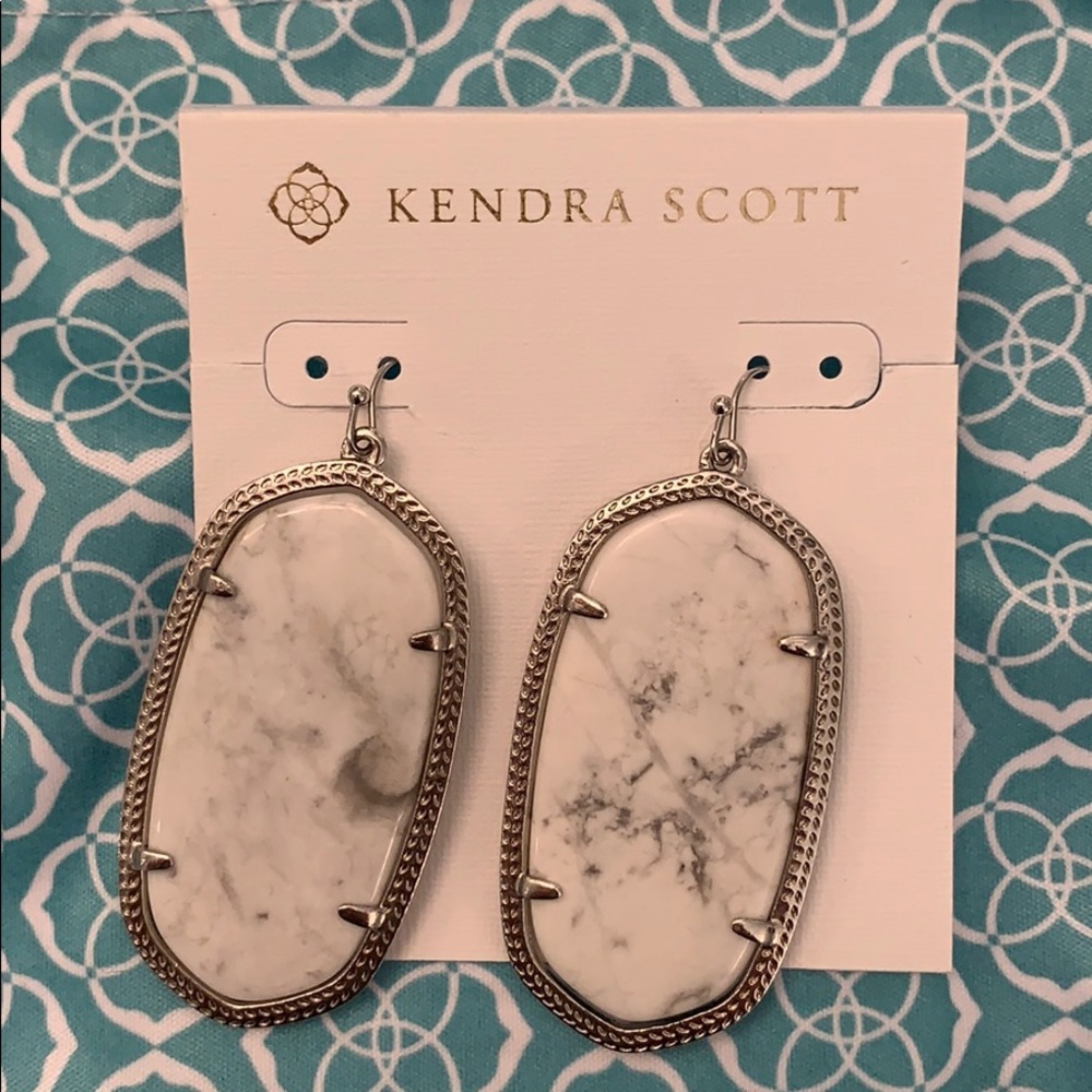 Kendra Scott Elle silver drop earrings